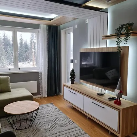 Snowflake - Odmah Do Lifta, Apartment